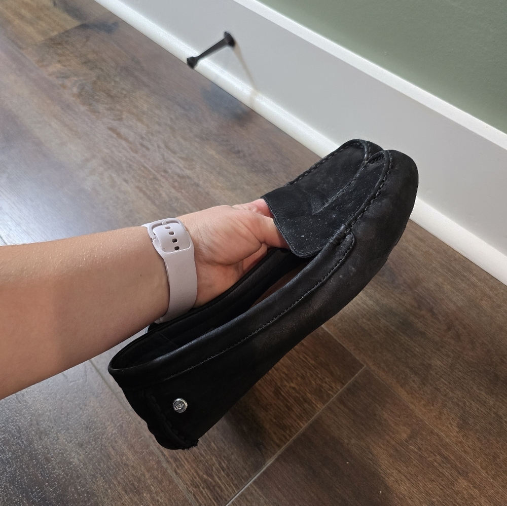 UGG milana Loafers womens 8 sz
